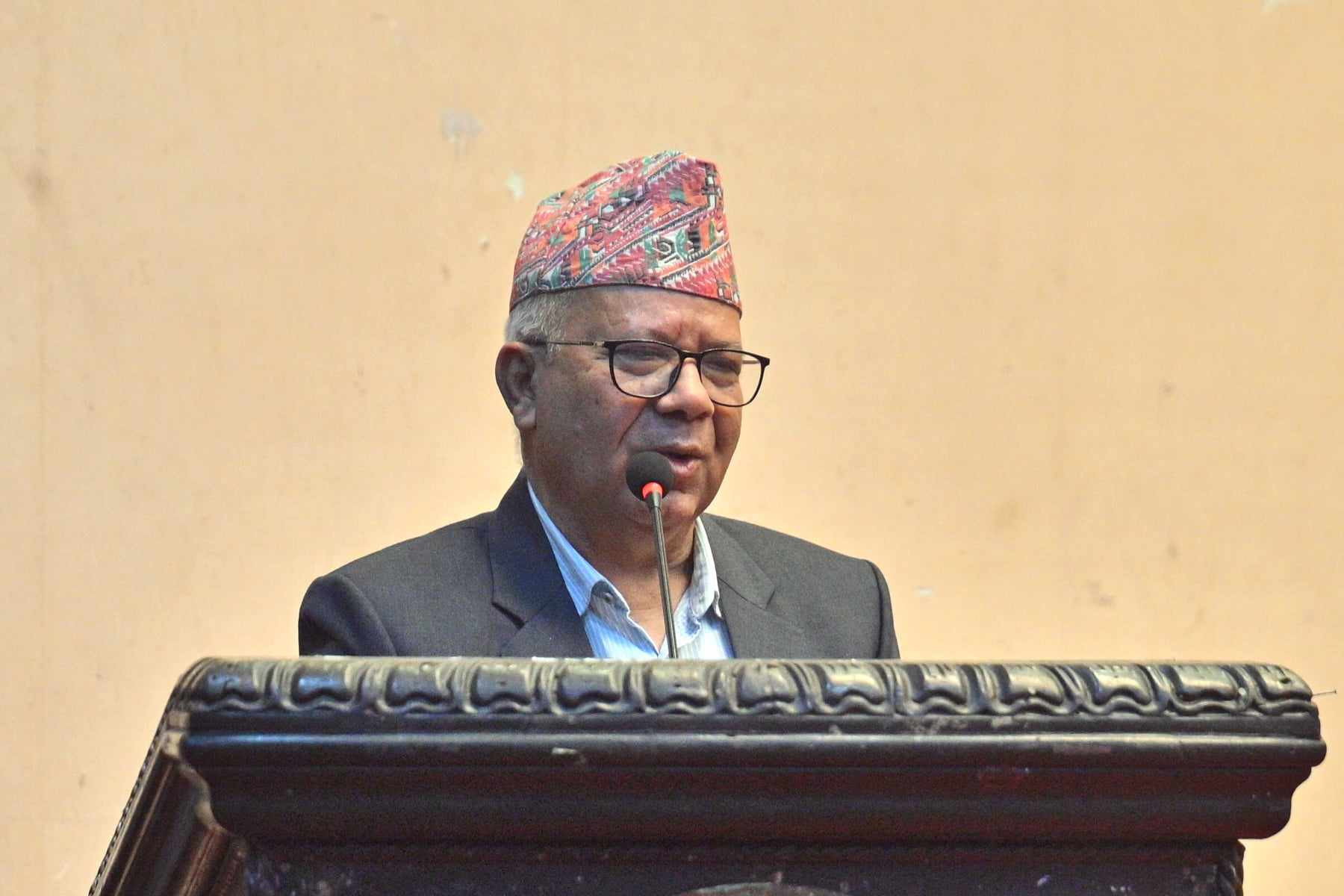 माधव नेपाल भन्छन्- संसदमा विकसित घटनाक्रम सुखद् छैनन् 